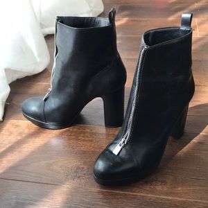 Zara Woman ZIP up Bootie